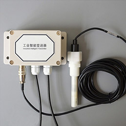 工业在线电导率变送器图片